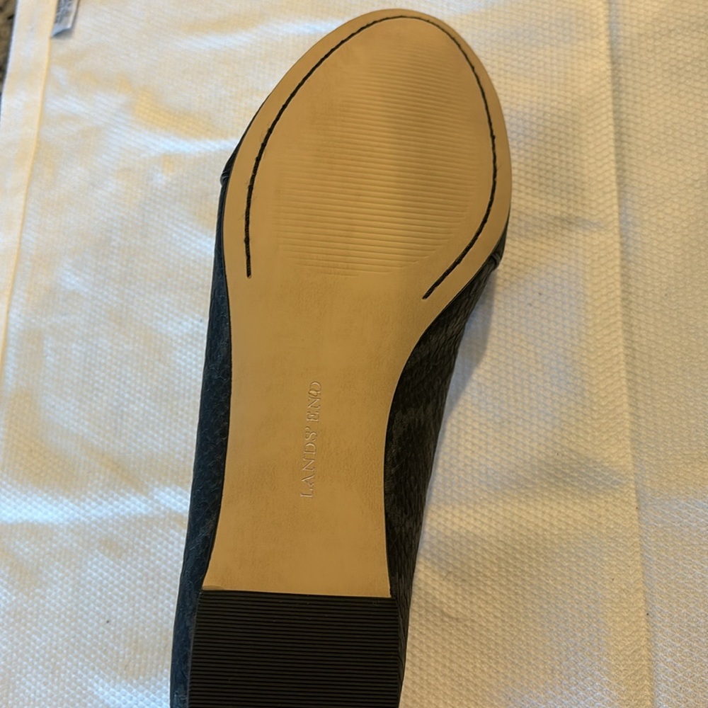 NIB Lands End Vivian Venetian Flat in faux black reptile 8.5 - Picture 4 of 5